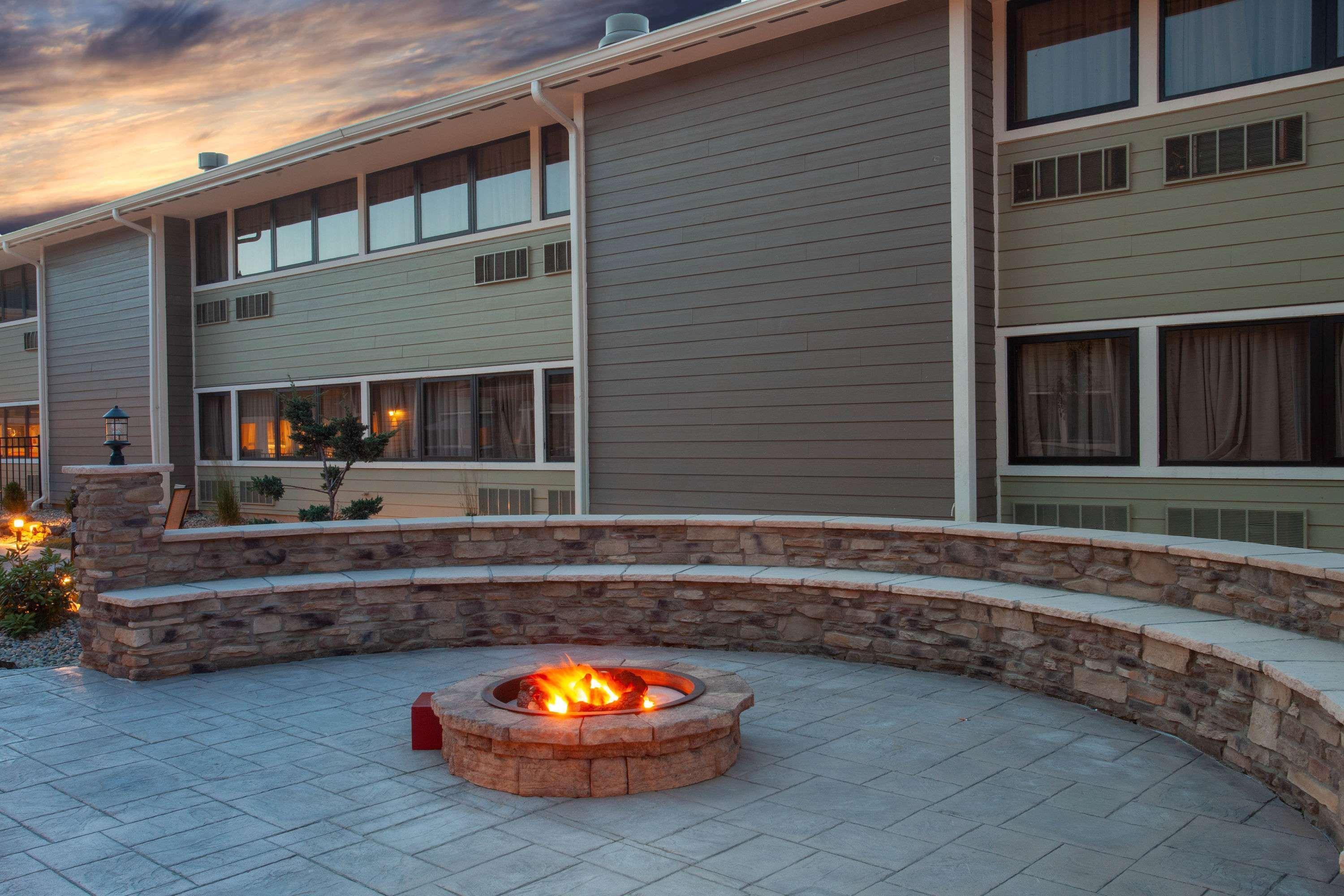 Wyndham Garden Fort Wayne Exterior photo